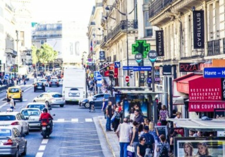 Cession du capital d’une société franchiseur : avec l’accord des franchisés ?